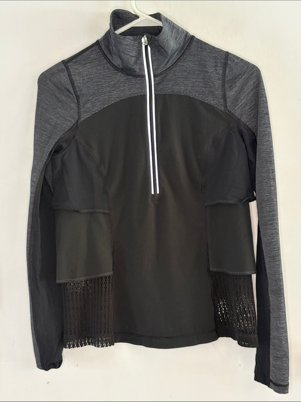 Lululemon black grey quarter zip mixed media mesh long sleeve top Size 6